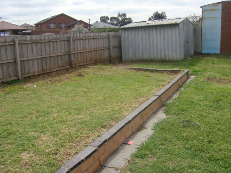 35 Carrington Boulevard, Thomastown VIC 3074