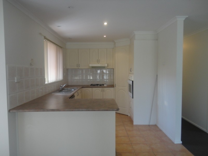 6 Yvette Court, Epping VIC 3076