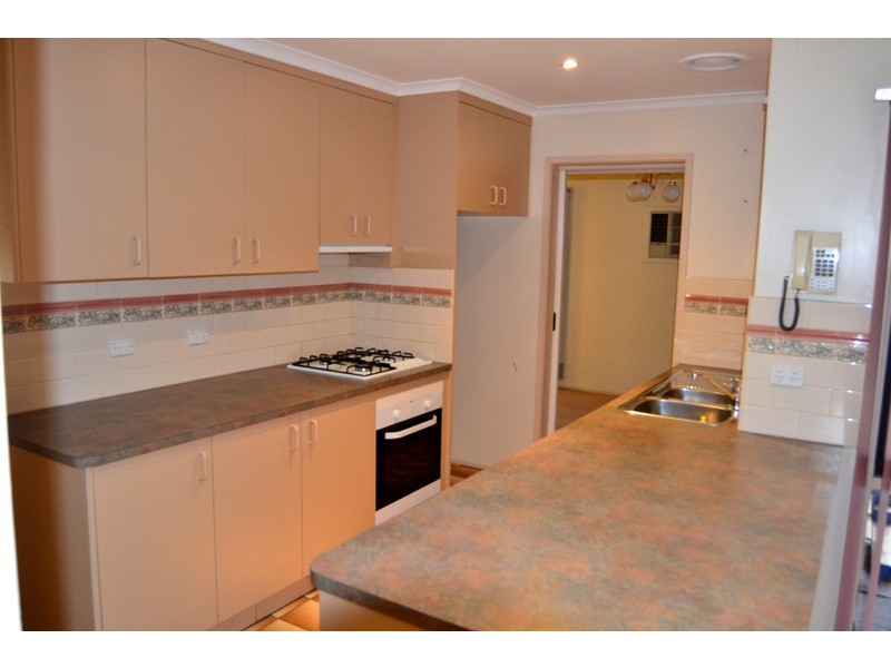 2 Lilac Court, Mill Park VIC 3082