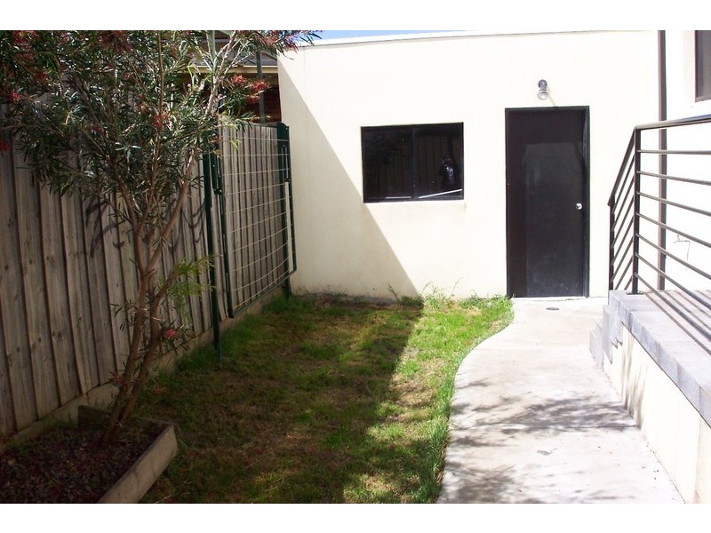 1/1  Grimwade Court,, Epping VIC 3076