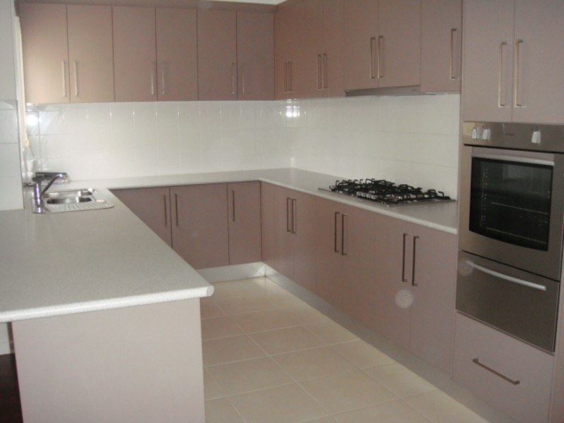 8 Taronga Way, South Morang VIC 3752