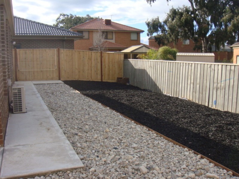 8 Taronga Way, South Morang VIC 3752