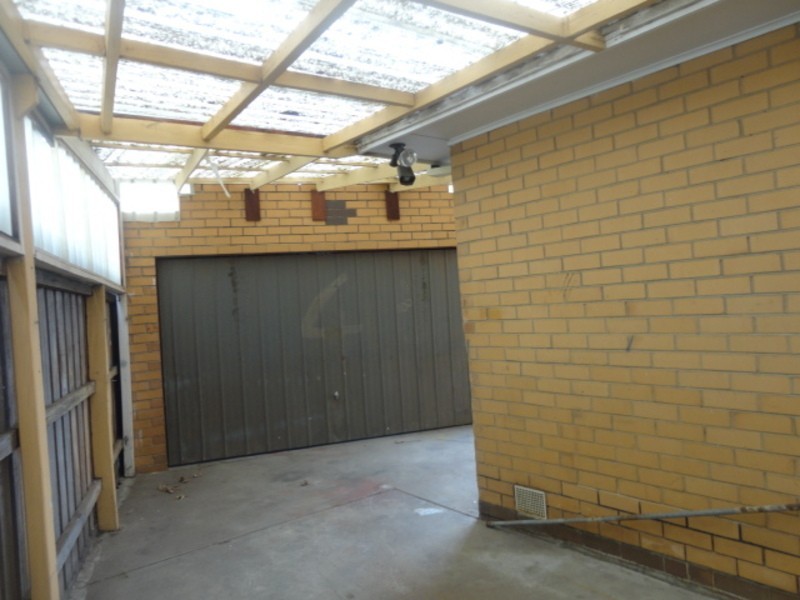 43 Talbot Avenue, Thomastown VIC 3074