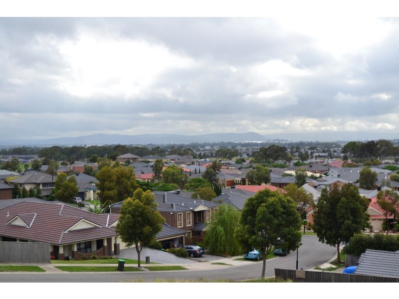 4 Foxtail Terrace, South Morang VIC 3752