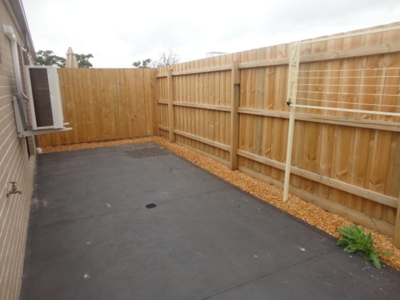 8/12 Kirkland Court, Epping VIC 3076