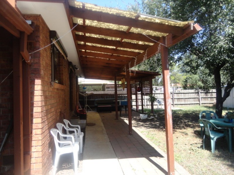 54 Hurlstone Crescent, Mill Park VIC 3082