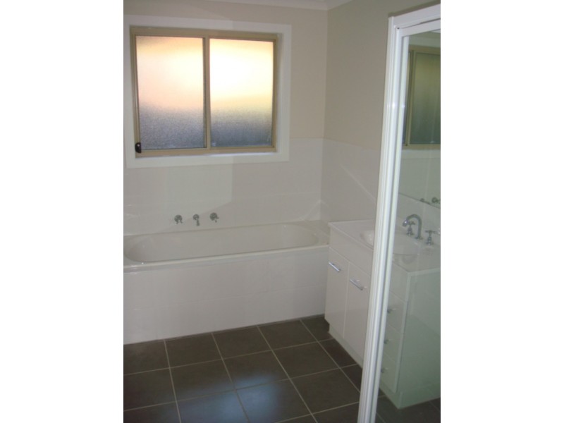 12 Myrtle Street, Heidelberg Heights VIC 3081