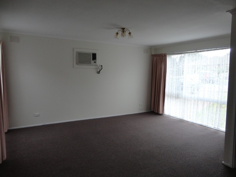 43 Strickland Avenue, Mill Park VIC 3082