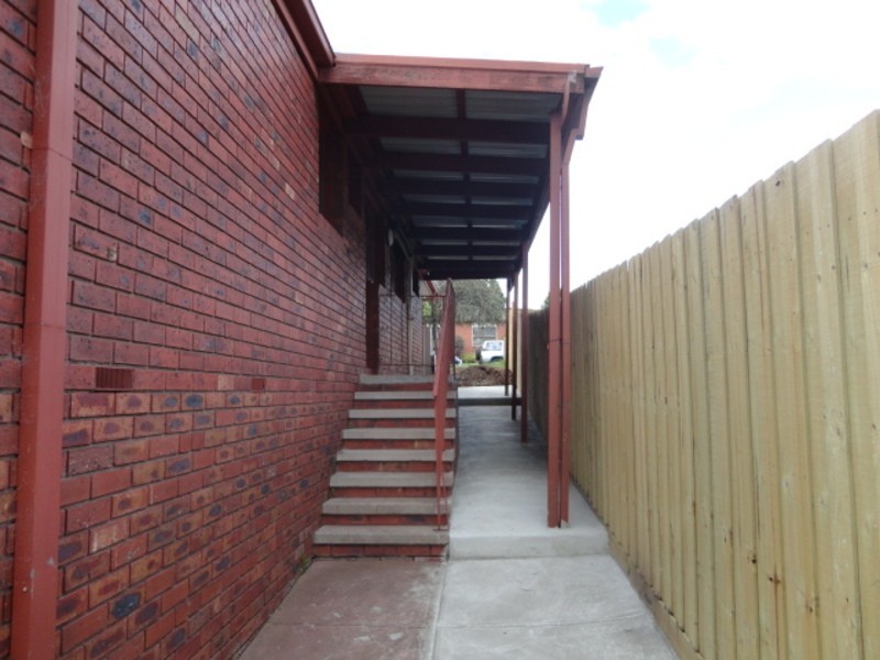 43 Strickland Avenue, Mill Park VIC 3082