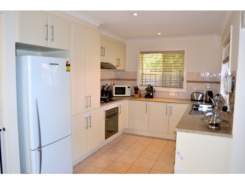 40a Lamour Avenue, South Morang VIC 3752