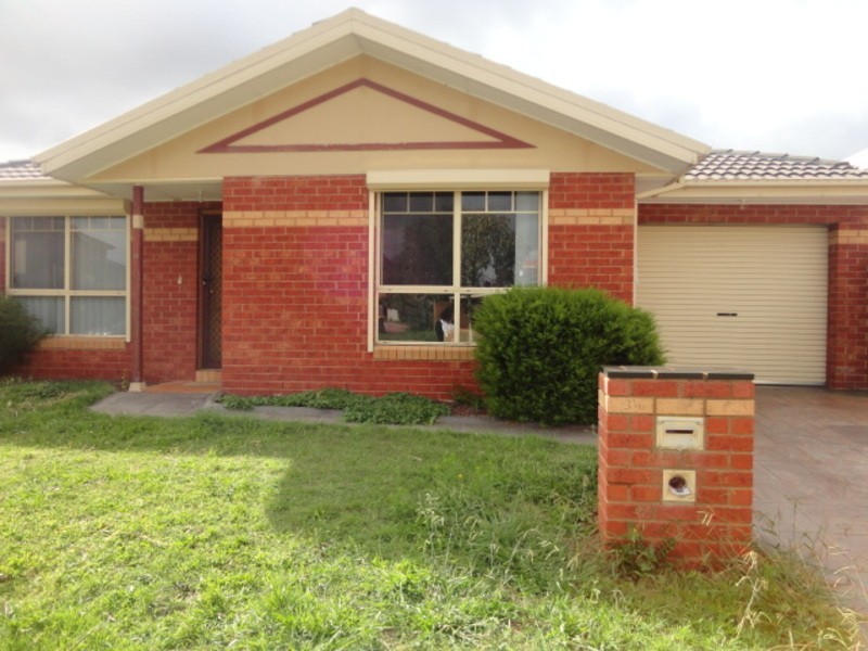 34 Nirvana Drive, South Morang VIC 3752