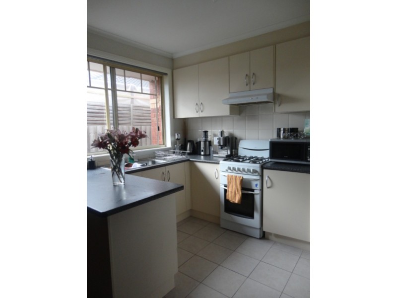 34 Nirvana Drive, South Morang VIC 3752