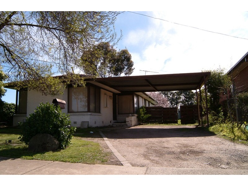 32 Maxwell Street, Lalor VIC 3075