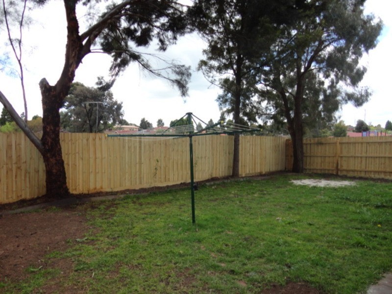 43 Strickland Avenue, Mill Park VIC 3082