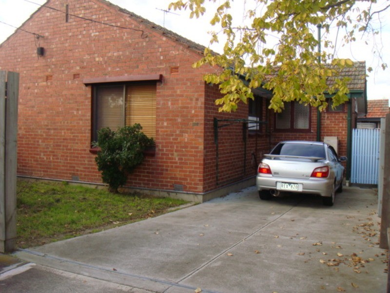 19 Coleman Crescent, Reservoir VIC 3073