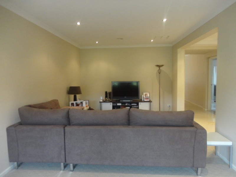 4 Cuckoo Street, South Morang VIC 3752