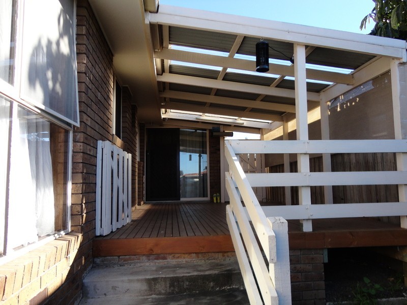 6 Redleap Avenue, Mill Park VIC 3082