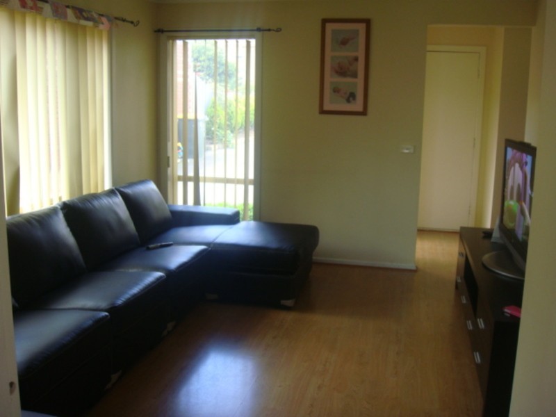 17 Hawkes Drive, Mill Park VIC 3082