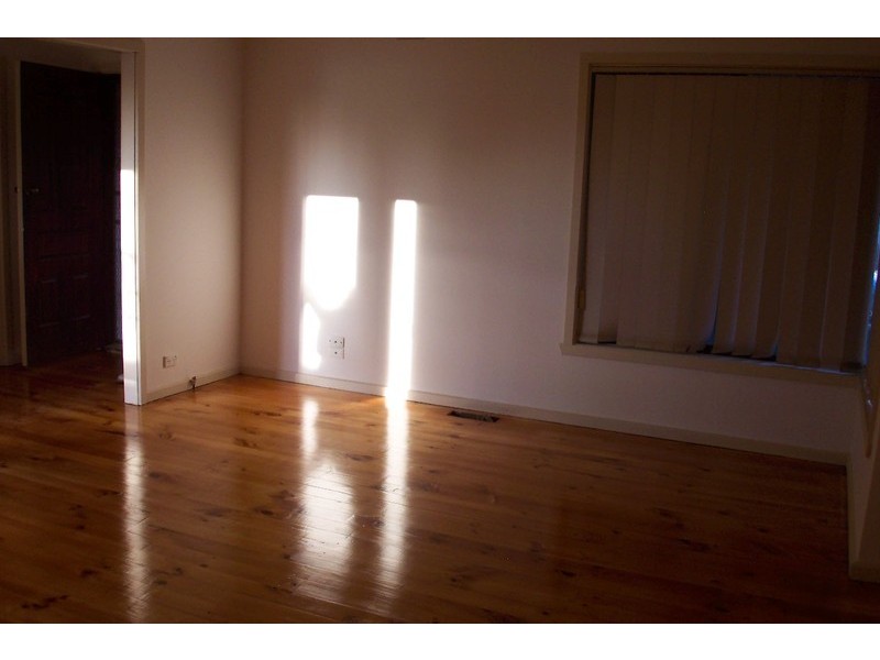 32 Maxwell Street, Lalor VIC 3075