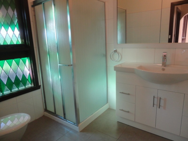 104 Mill Park Drive, Mill Park VIC 3082