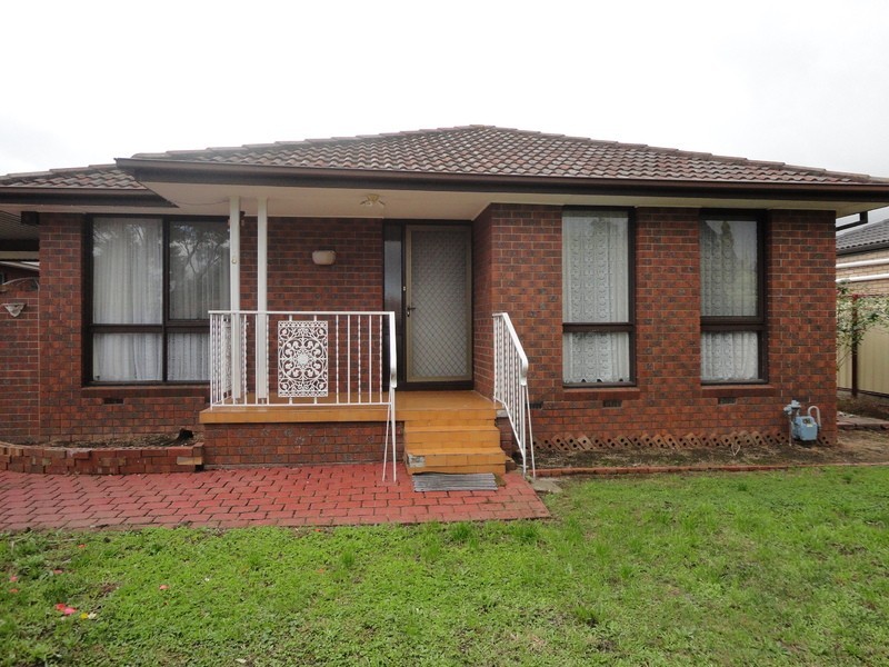 8 Tatlow Drive, Epping VIC 3076