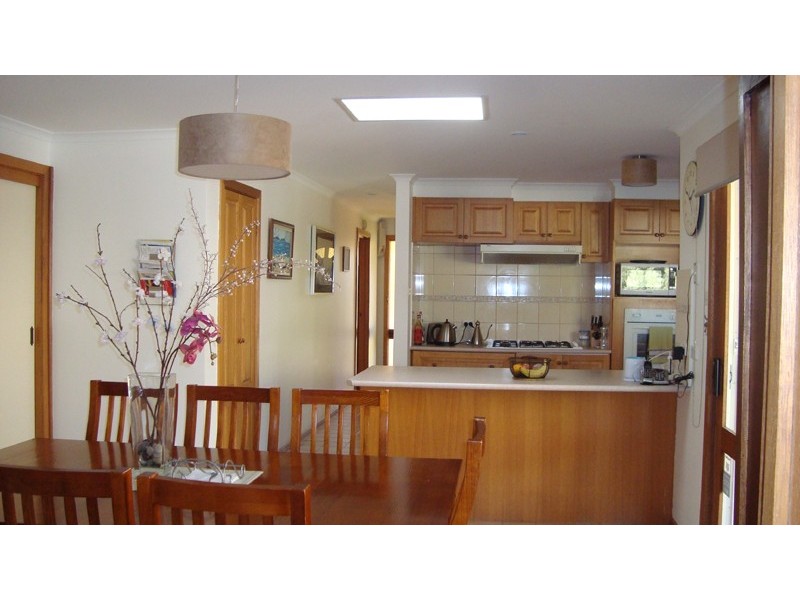 61 Veronica Crescent, Mill Park VIC 3082