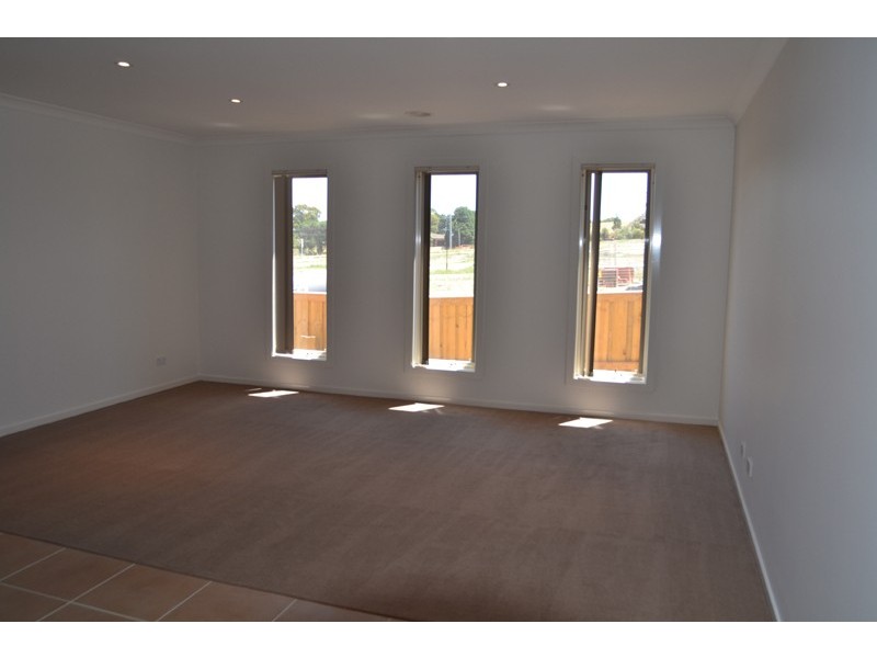 3 Woodridge Drive, Doreen VIC 3754