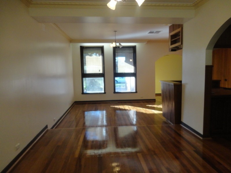 104 Mill Park Drive, Mill Park VIC 3082