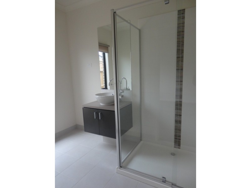 13 Celadon Street, Epping VIC 3076