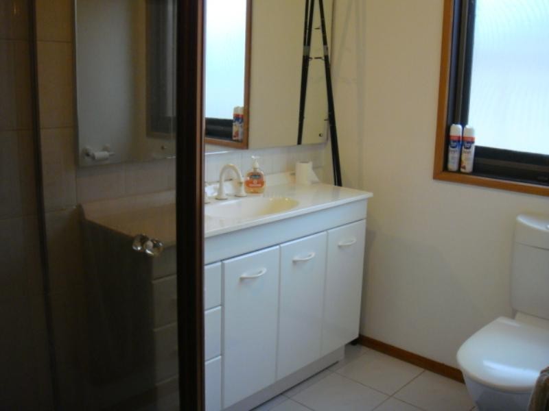 8 Tatlow Drive, Epping VIC 3076