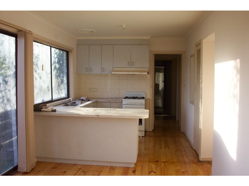 32 Maxwell Street, Lalor VIC 3075