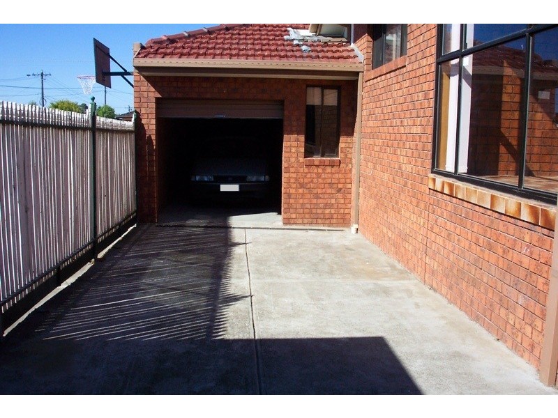 32 Memorial Avenue, Epping VIC 3076