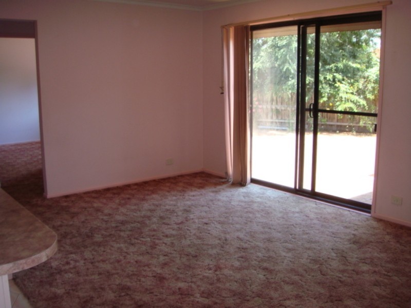 3 Carroll Crescent, Mill Park VIC 3082