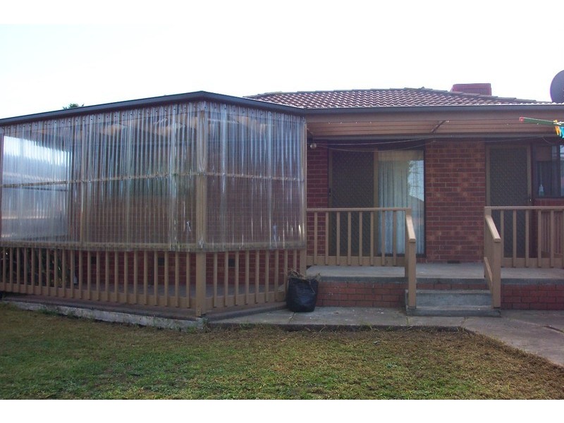 13 Golflinks Drive, Mill Park VIC 3082