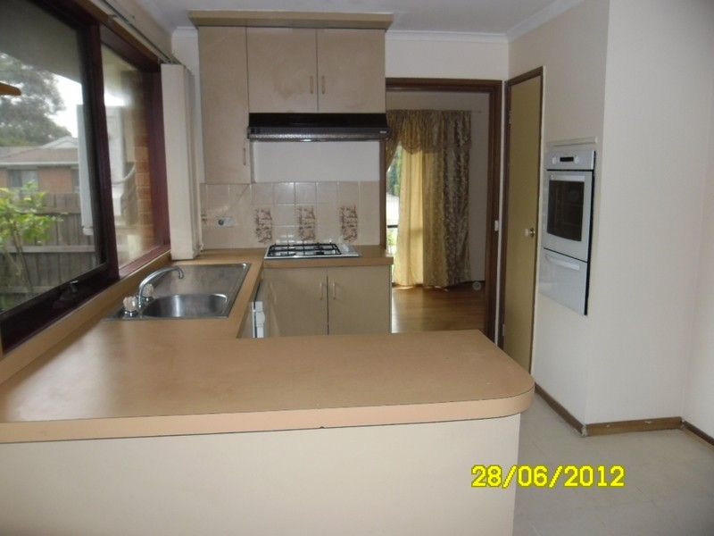 10 Romano Avenue,, Mill Park VIC 3082