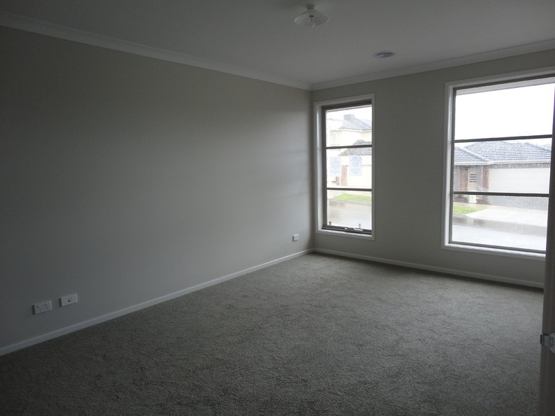 21 Mea Circuit, Mernda VIC 3754