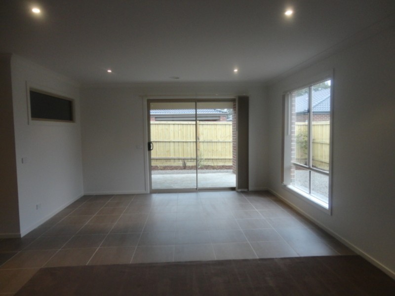 16 Succession Street, Doreen VIC 3754