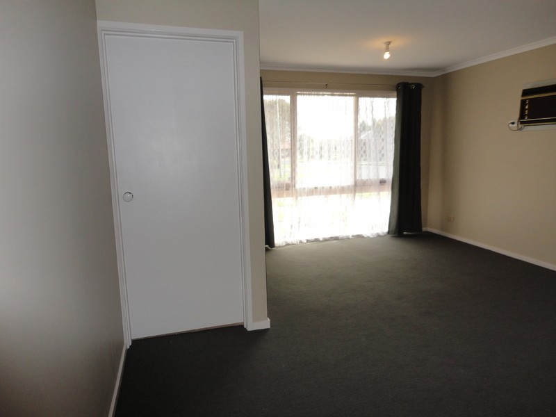 22a Pickworth Drive, Mill Park VIC 3082