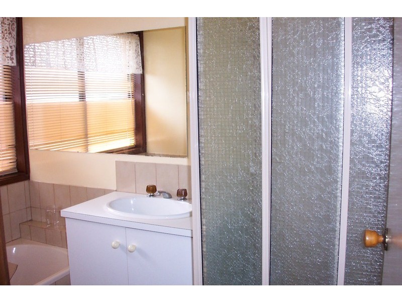 9 Ribbon Court, Mill Park VIC 3082
