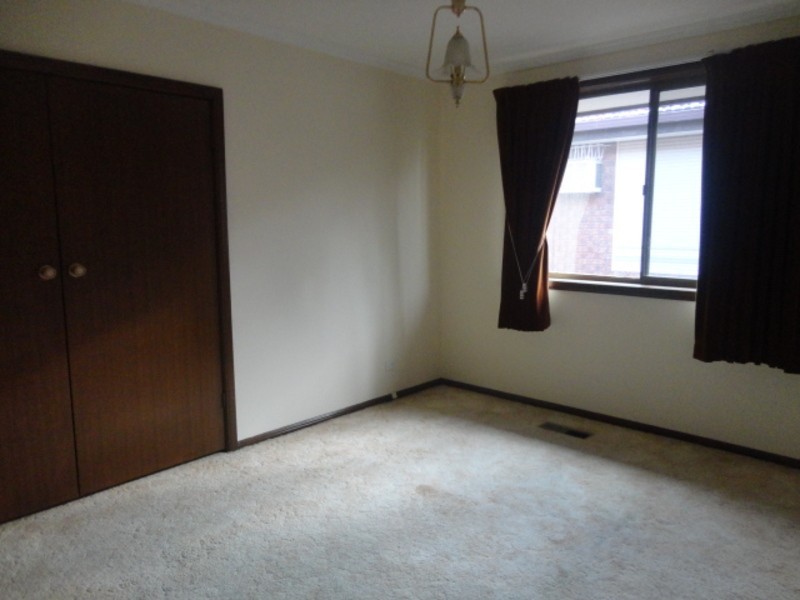 8 Fernshaw Street, Thomastown VIC 3074