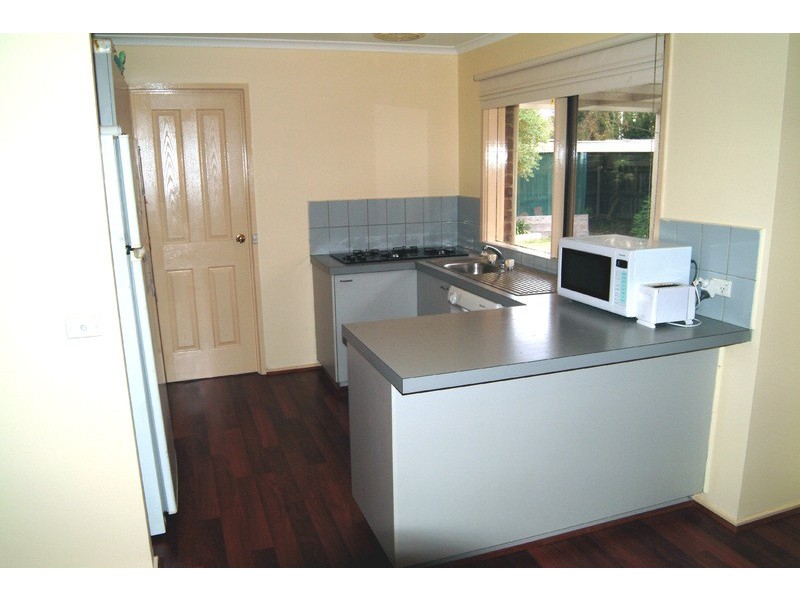 31 Maybury Drive, Mill Park VIC 3082