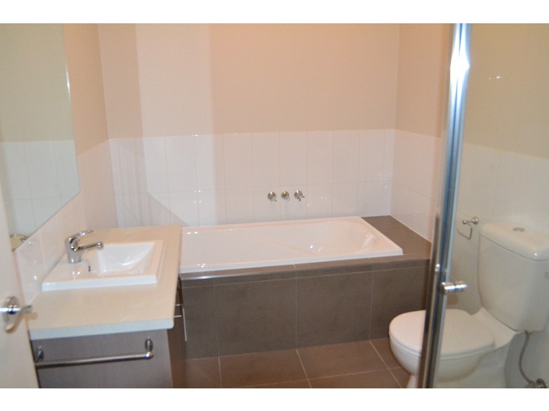 28 King Parrot Way, Whittlesea VIC 3757