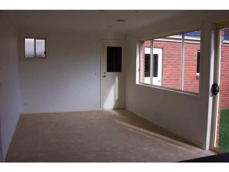 3/21 The Fairway, Kingsbury VIC 3083