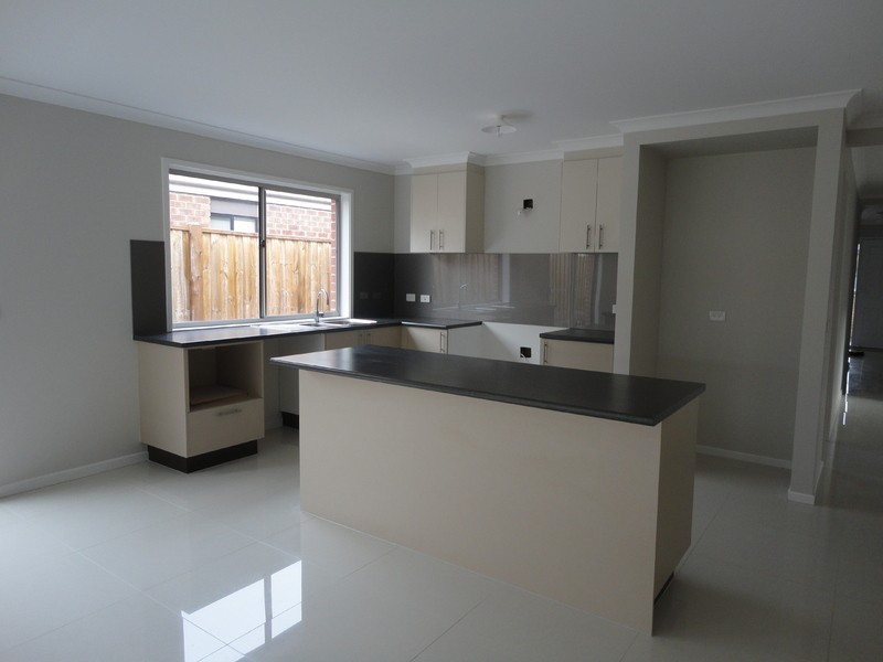 21 Mea Circuit, Mernda VIC 3754