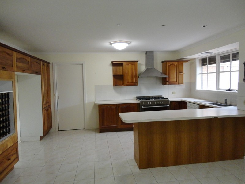 51 Arthur Phillip Way, Mill Park VIC 3082