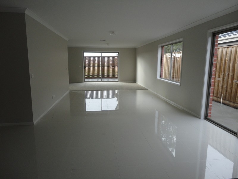 21 Mea Circuit, Mernda VIC 3754