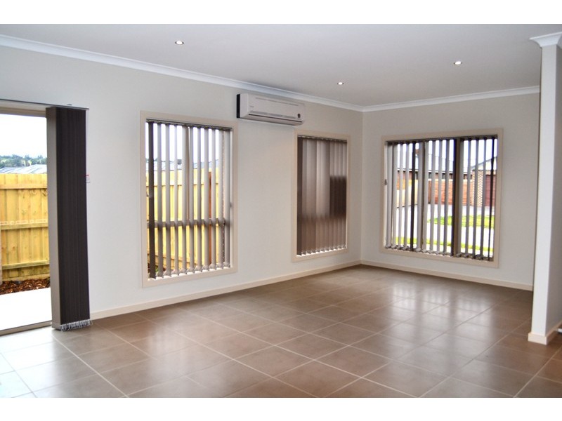 28 King Parrot Way, Whittlesea VIC 3757