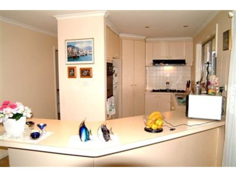 12 Monterey Court, Mill Park VIC 3082