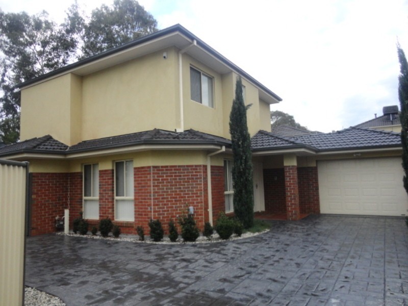 2/11 Payne Place, South Morang VIC 3752