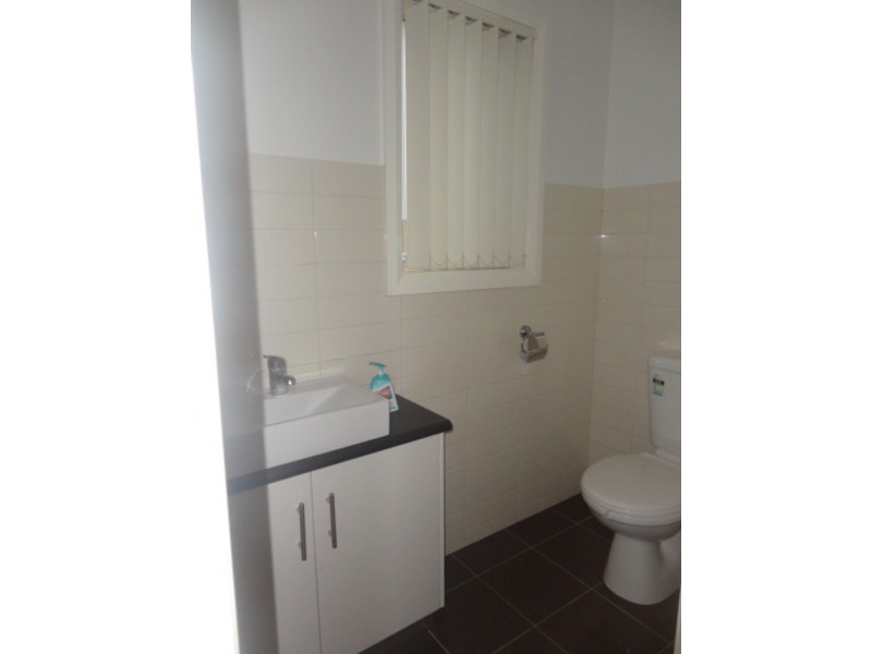 2/11 Payne Place, South Morang VIC 3752